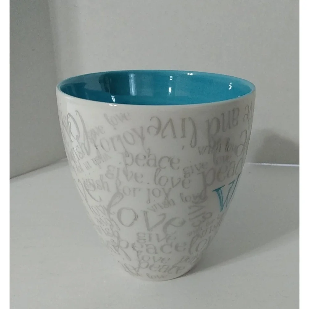 Starbucks 2005 Christmas Wish Holiday white teal gray Peace Live Love Coffee Mug